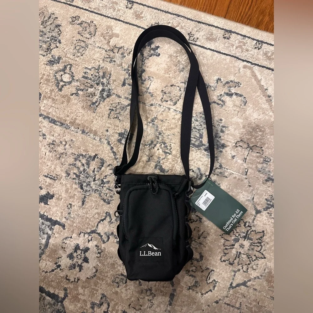 L.L. Bean Black Hydration Sling - Picture 3 of 5